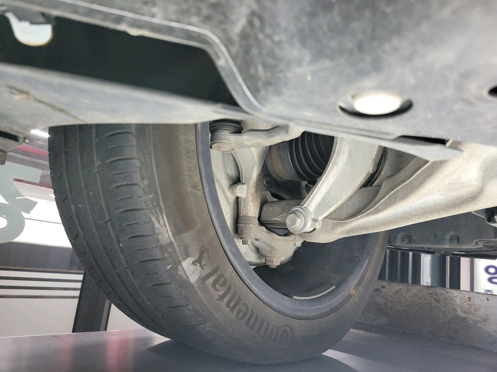 Volvo V60 снимка Volvo V60