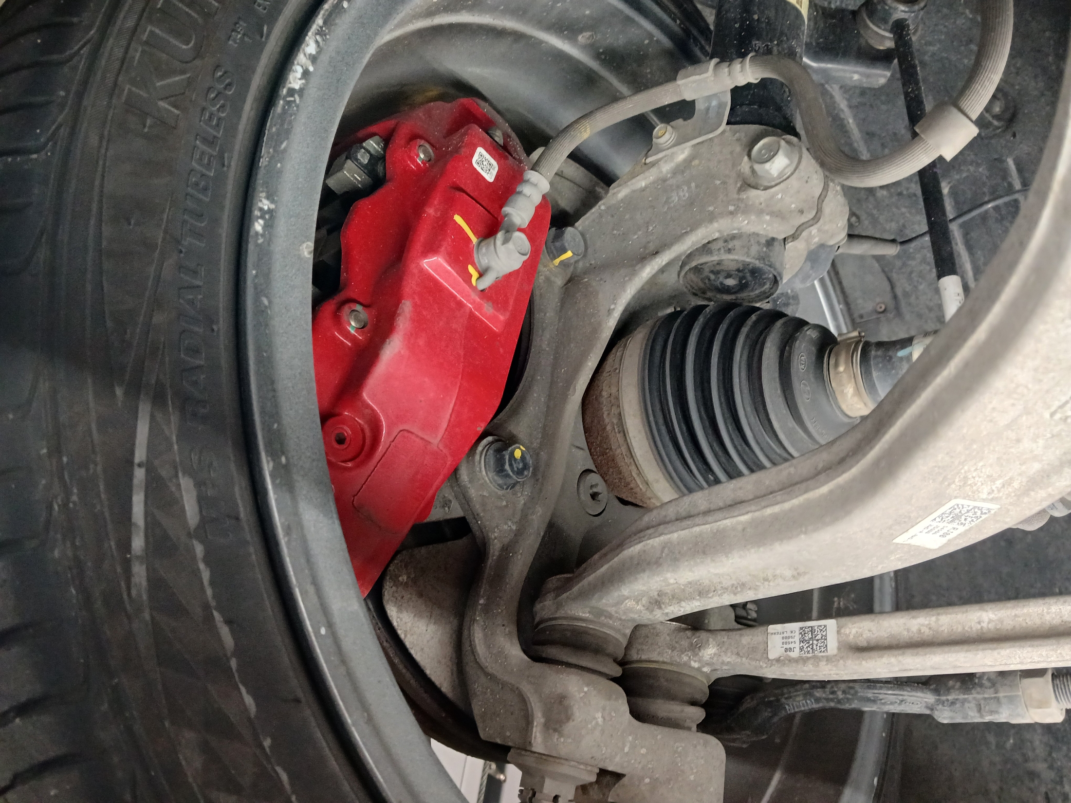 Kia Stinger снимка Kia Stinger
