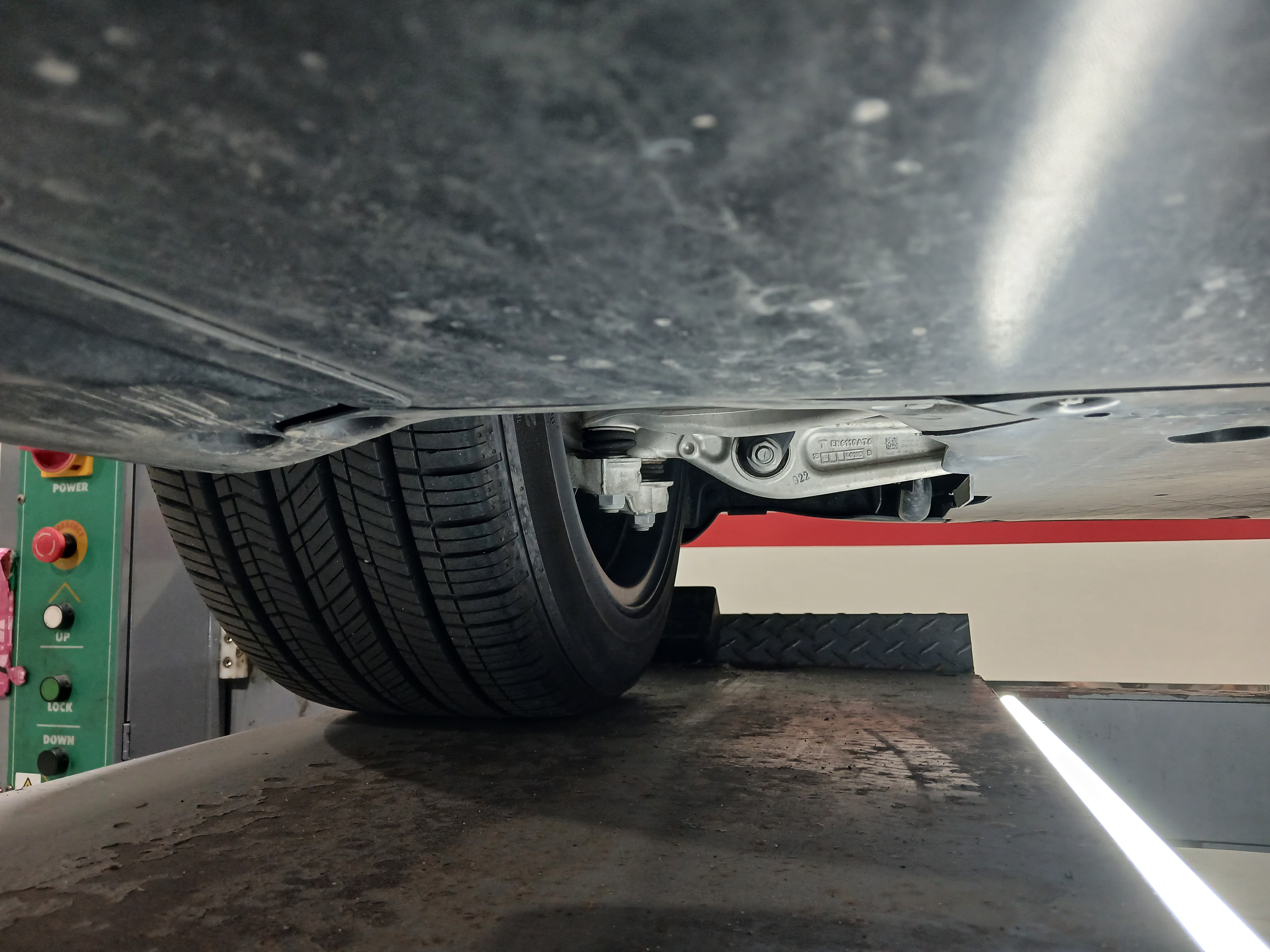Model Y Rwd — miniaturë 37