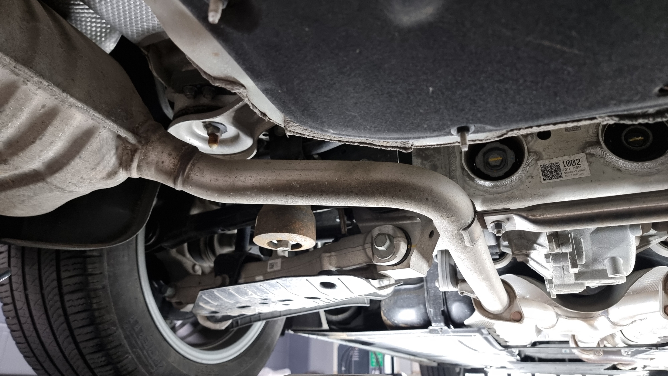 Genesis G80 photo Genesis G80
