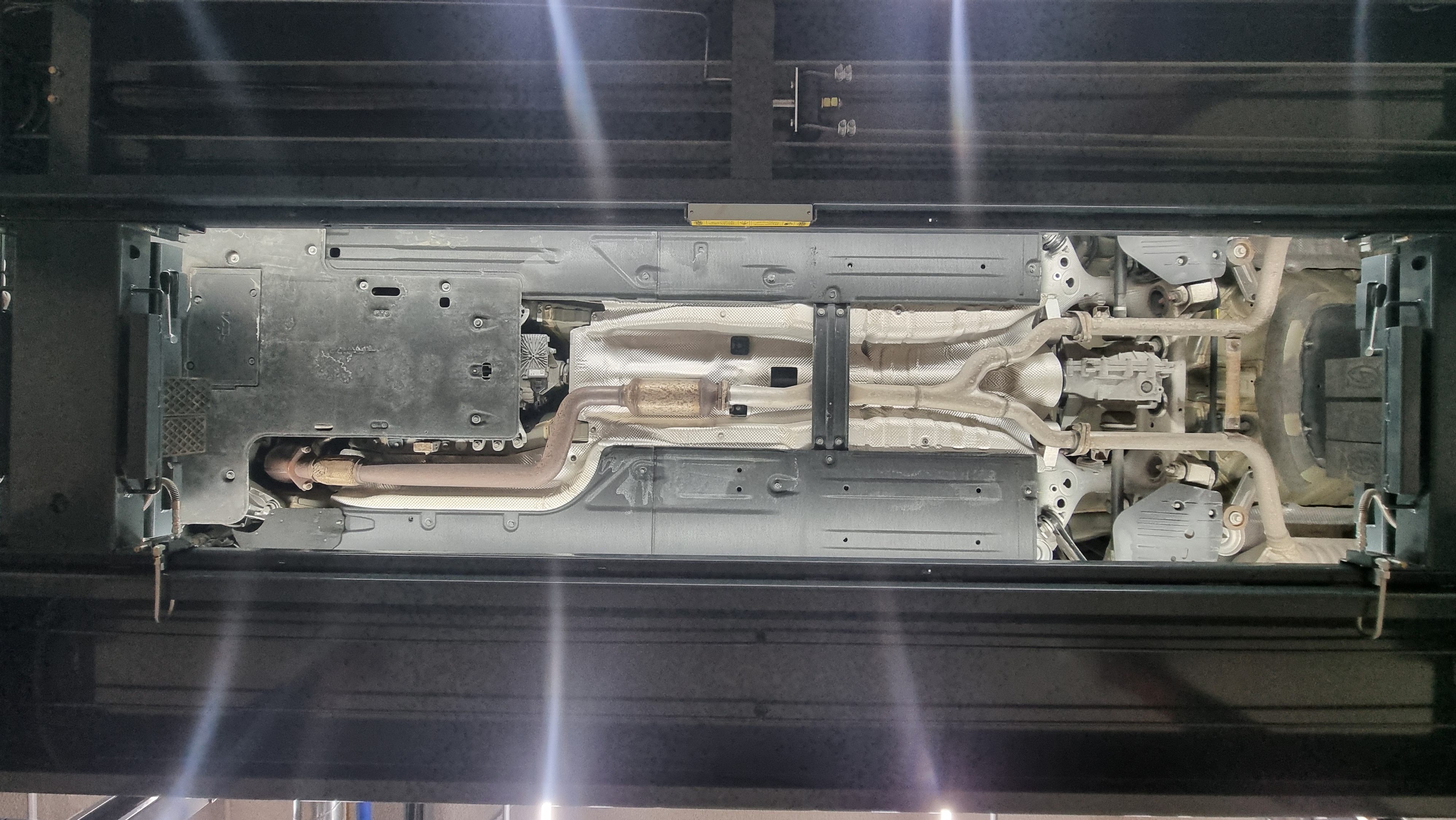 Genesis G80 photo Genesis G80