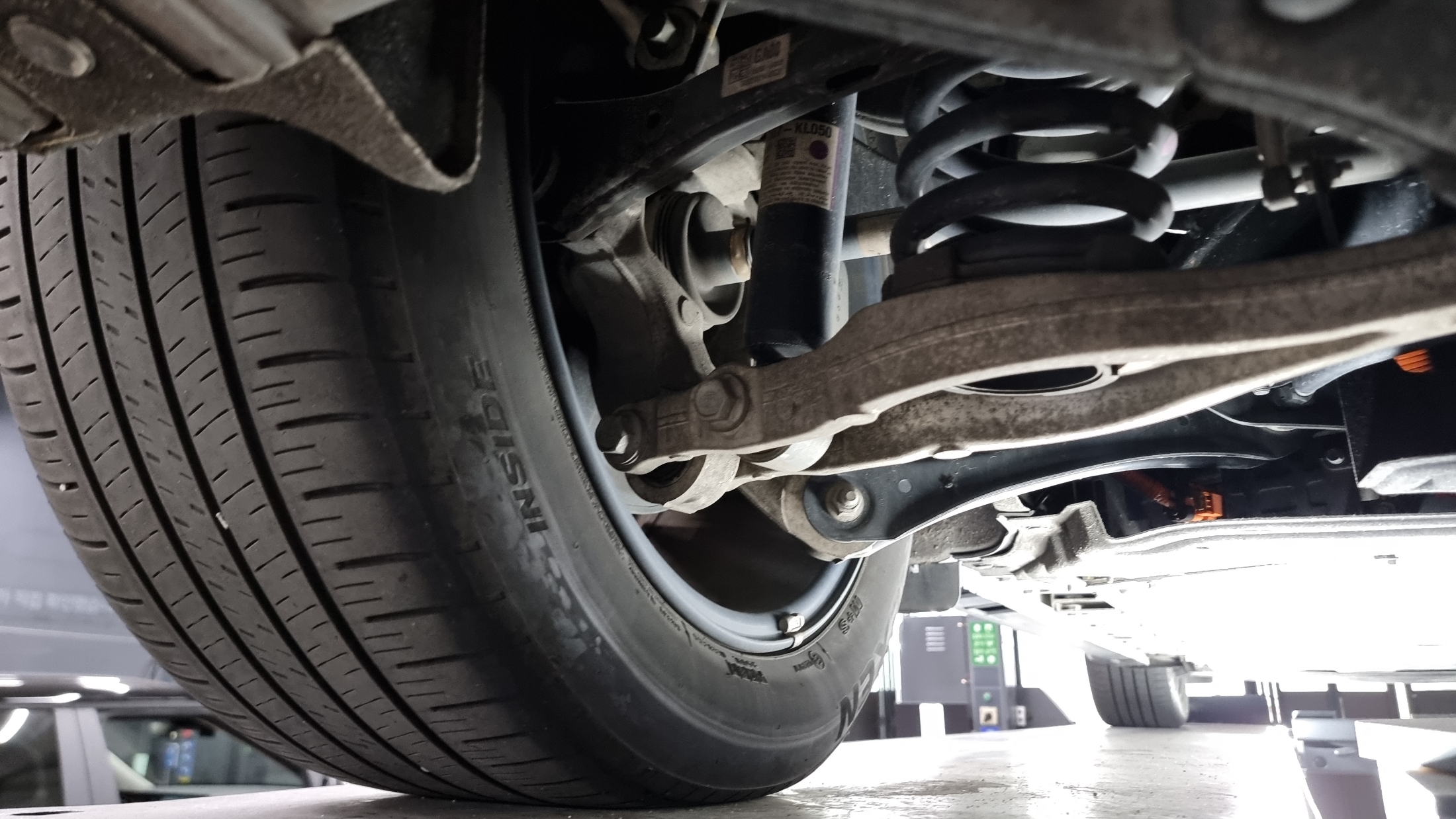 Hyundai IONIQ 6 снимка Hyundai IONIQ 6