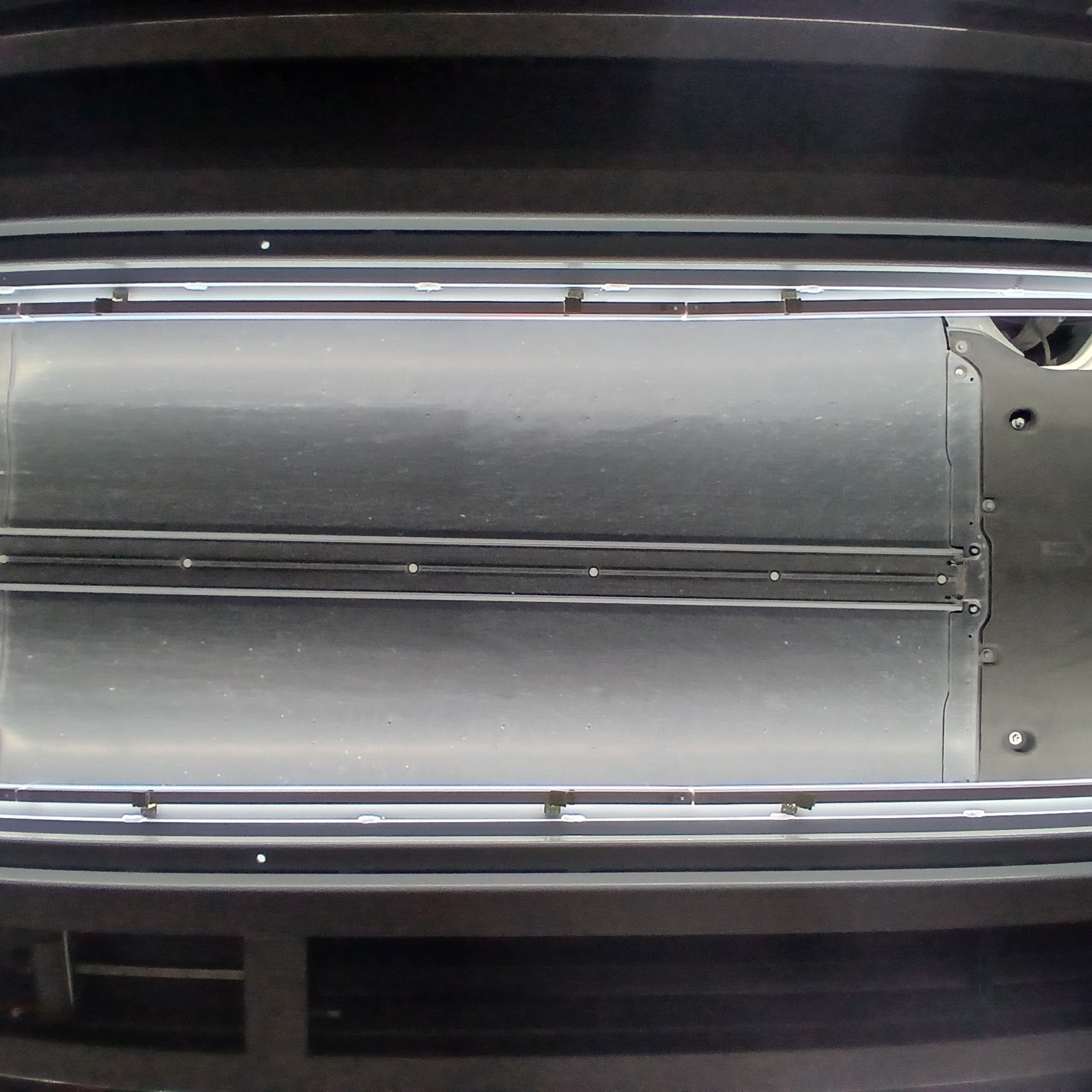 Model 3 Long-Range Awd — miniaturë 40