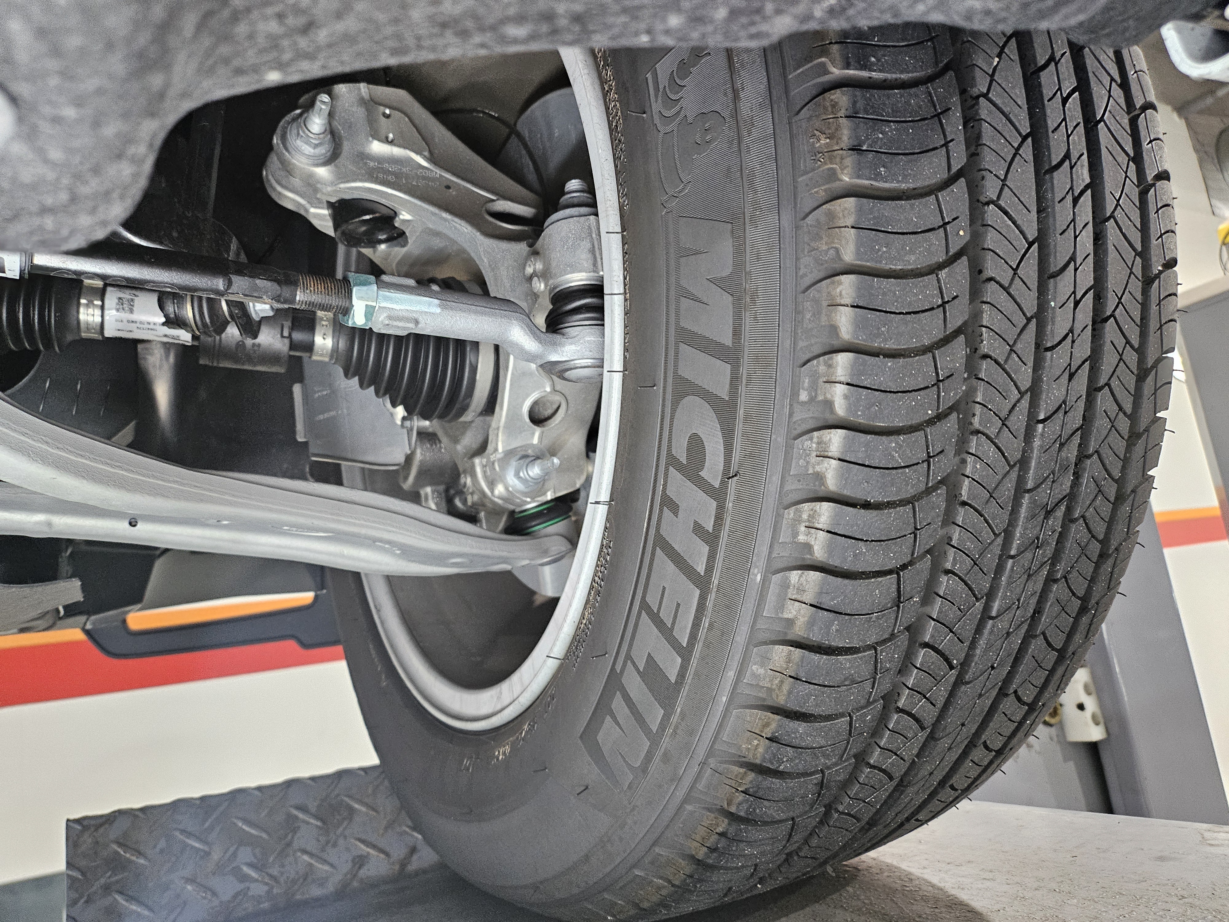 Land Rover Discovery Sport снимка Land Rover Discovery Sport