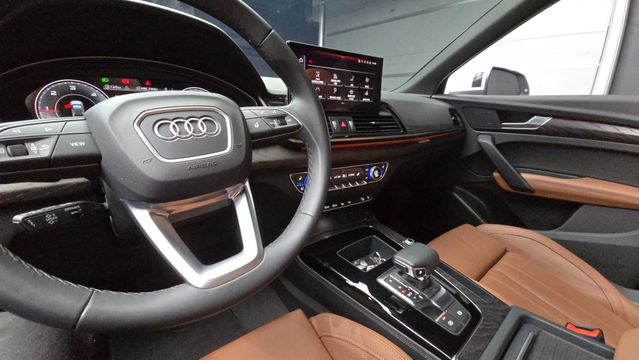 Q5 (FY) 40 TDI Quattro Premium Sportback