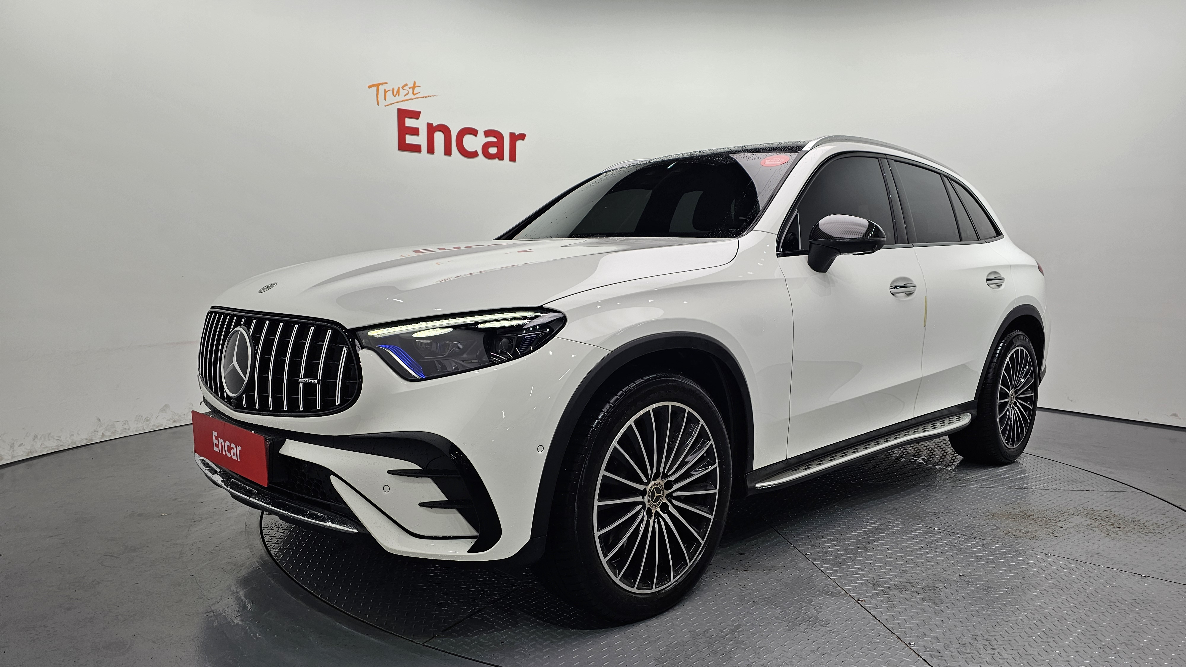 الخارج GLC 300 الخارج