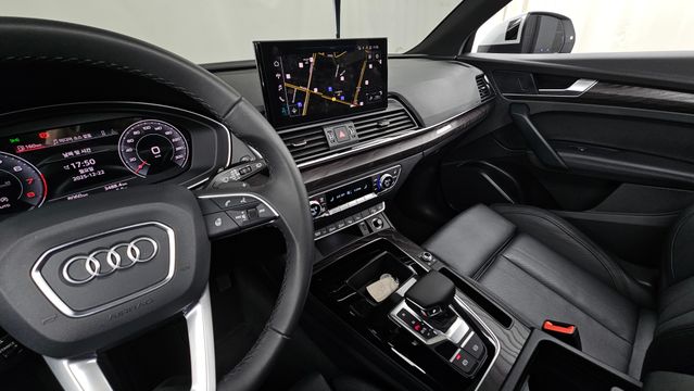 Q5 (FY) 45 TFSI Quattro Premium