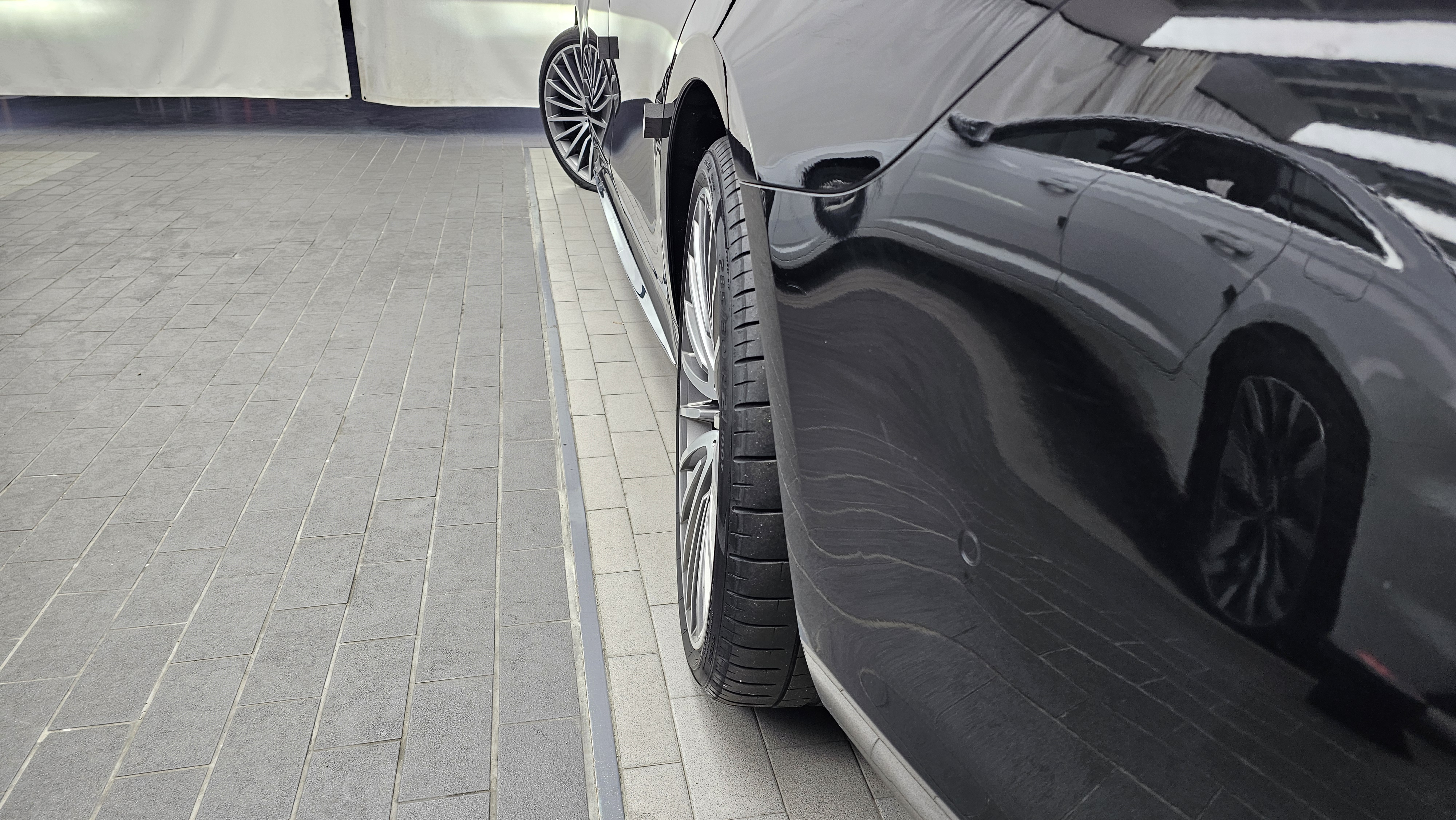 الداخل S500 !