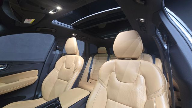 XC60 2nd generation B5 Inscription