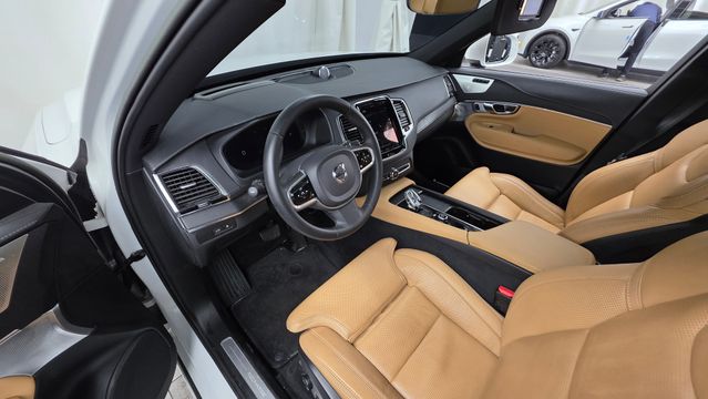 XC90 2nd generation T8 Ultimate Bright Hybrid