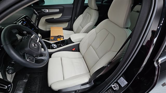 XC40B4 Ultimate Bright