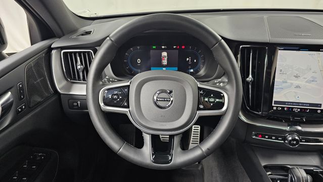 XC60 2nd generation B6 R-Design