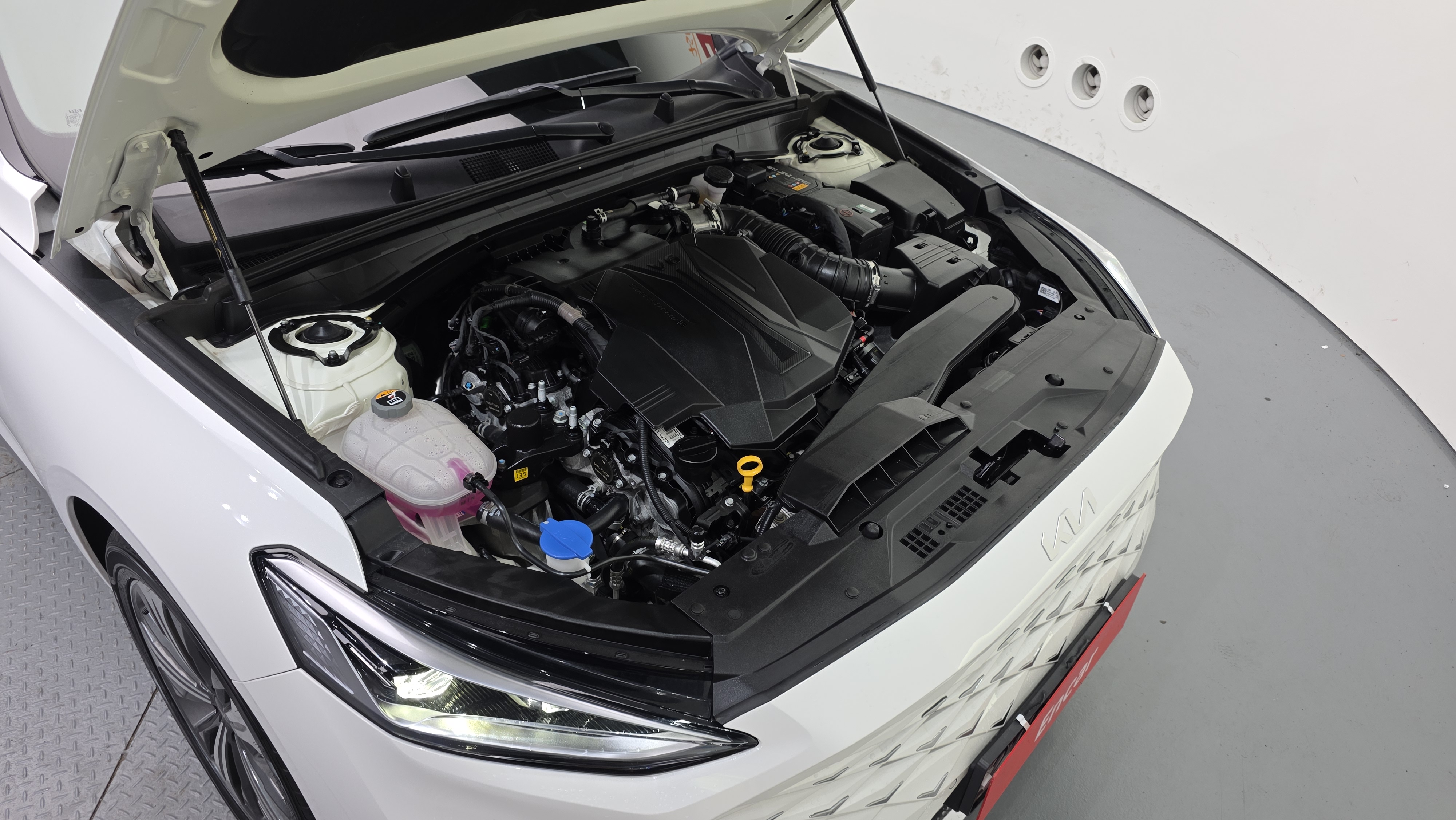 ! LPi Sedan K8 !
