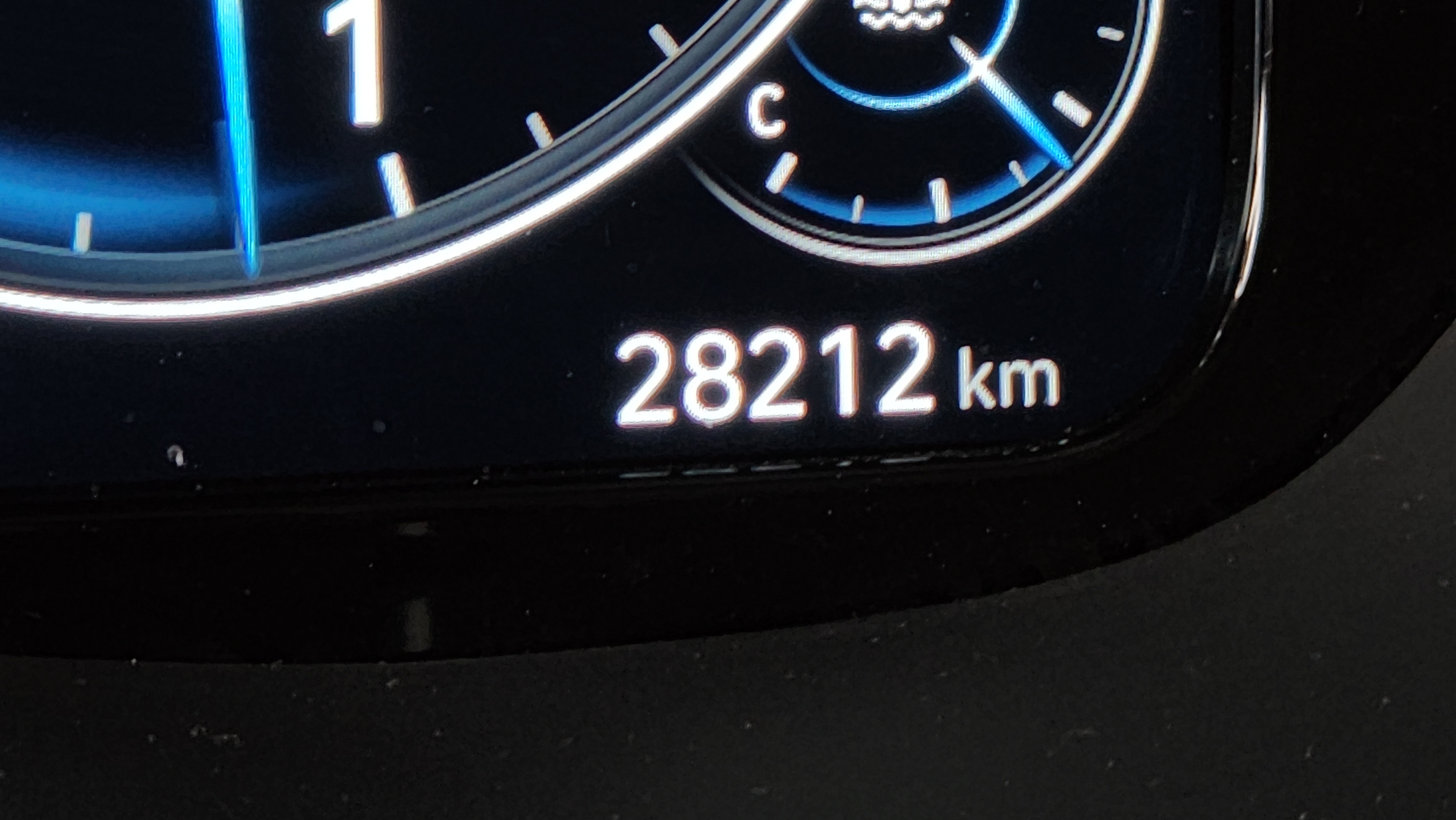 28,000km . راي !