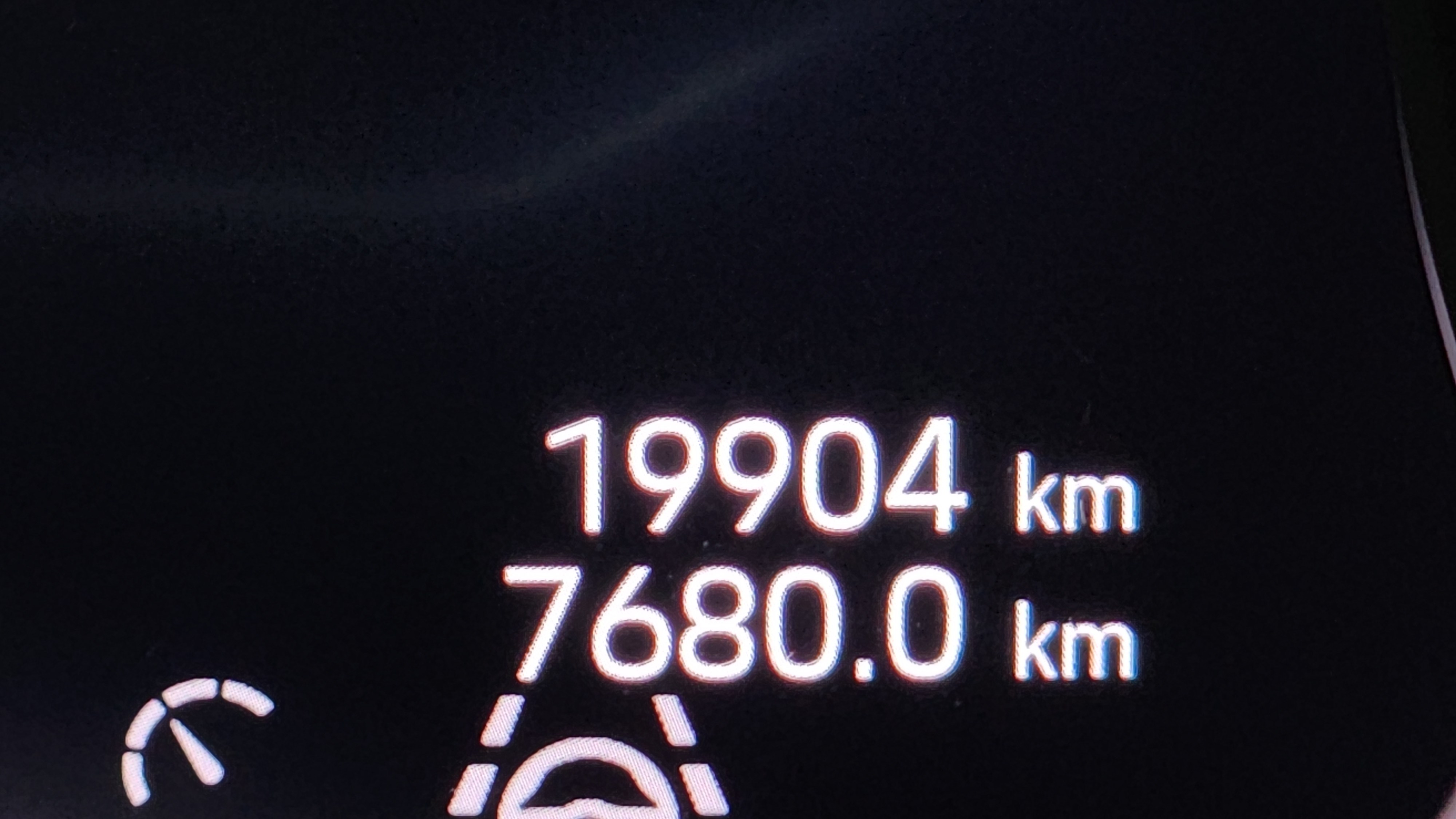 19,000km . مودرن الداخل !