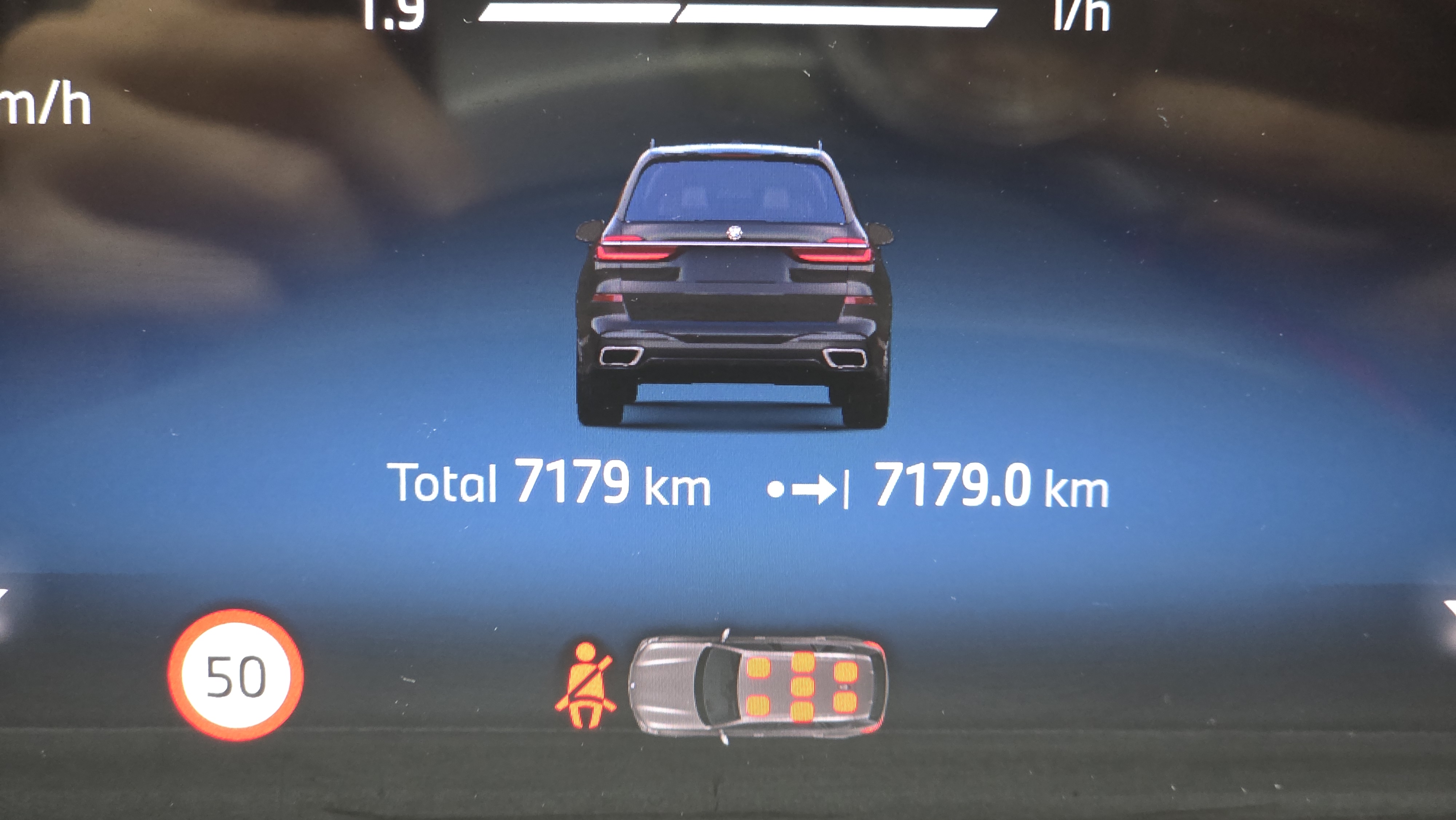 . 7 km .