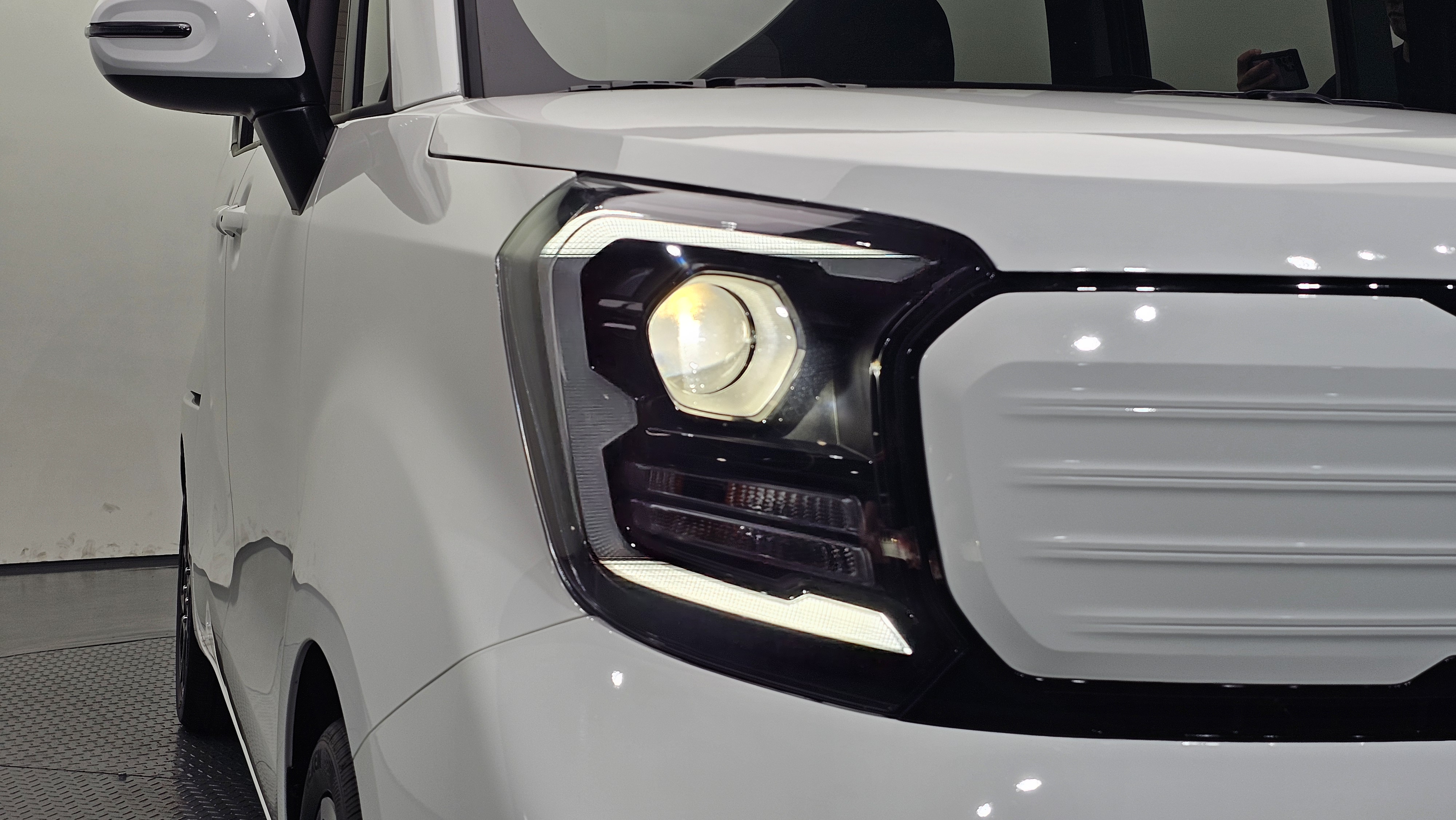 LED