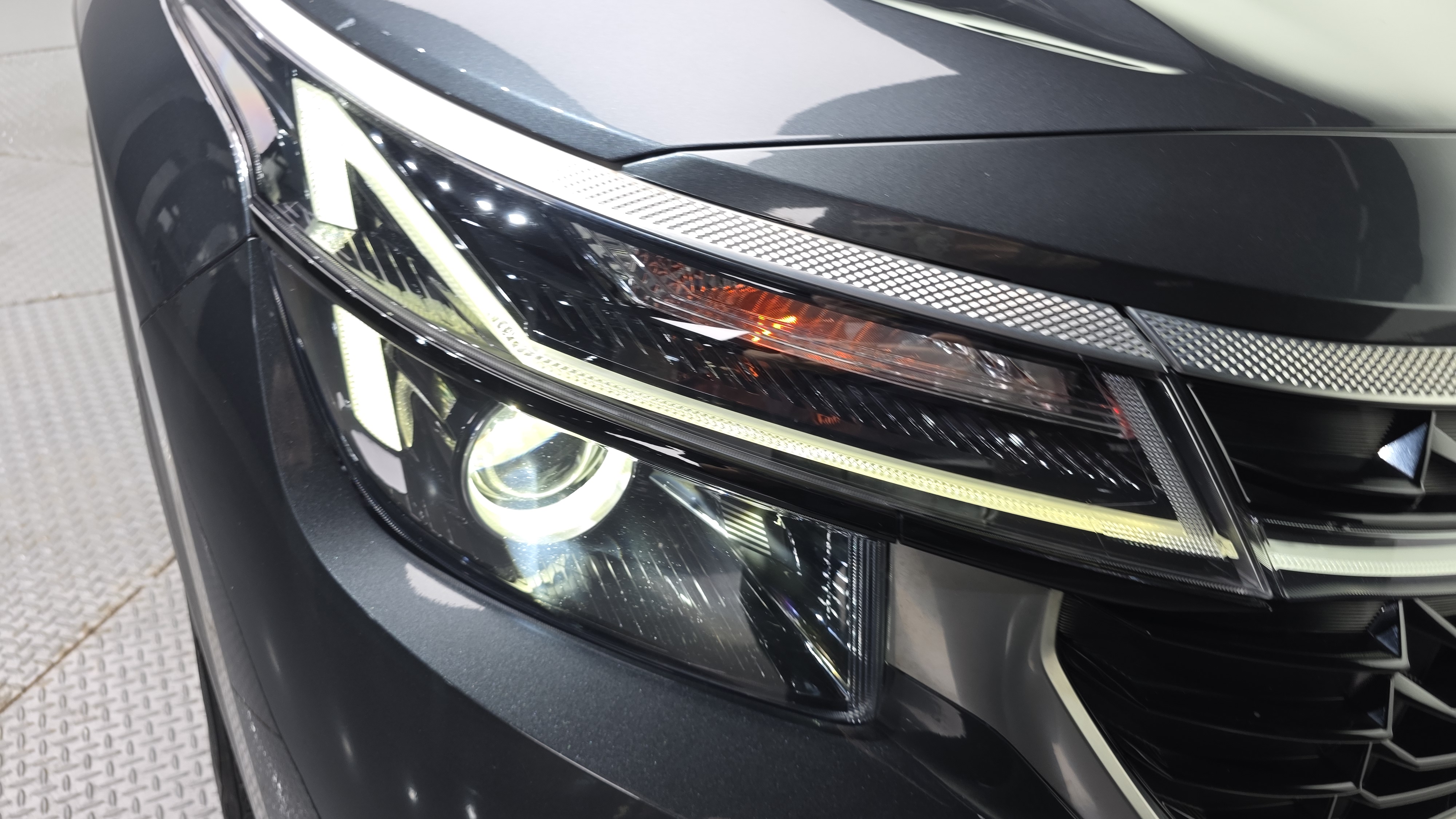 LED