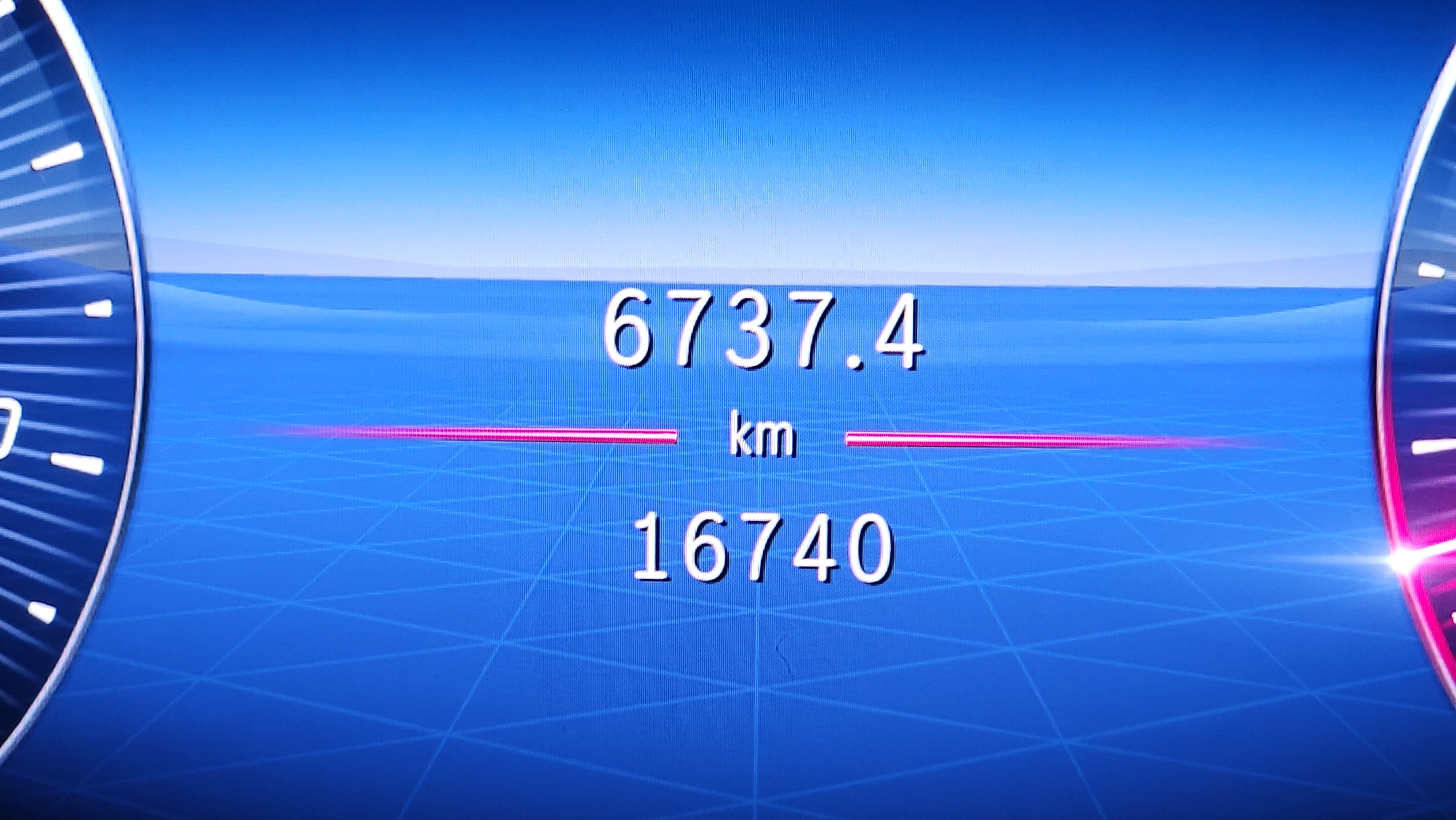16,000km . مودرن الداخل