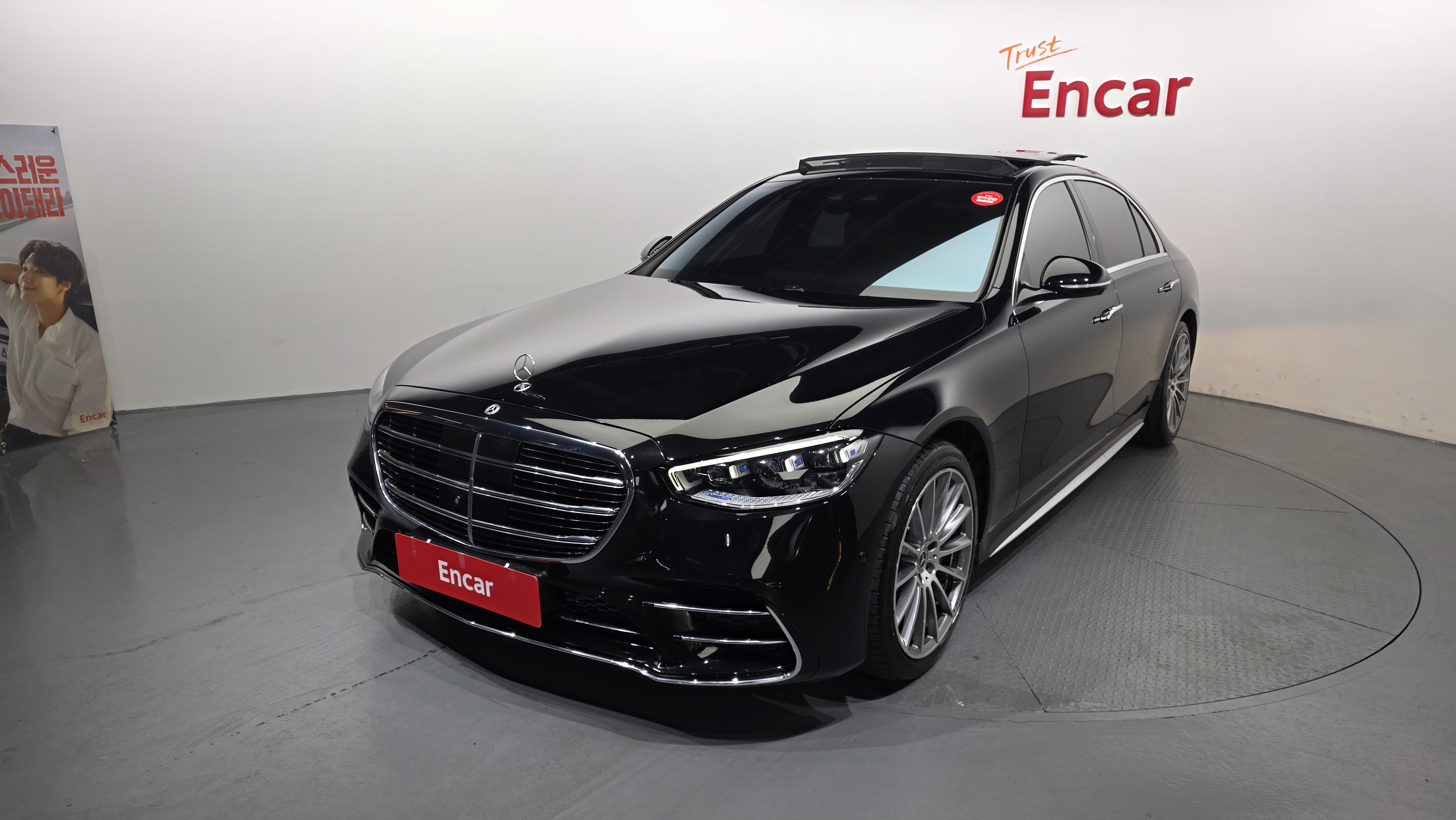 , 3.0L 6 تيربو , , فاخر الداخل بريميوم سيدان !