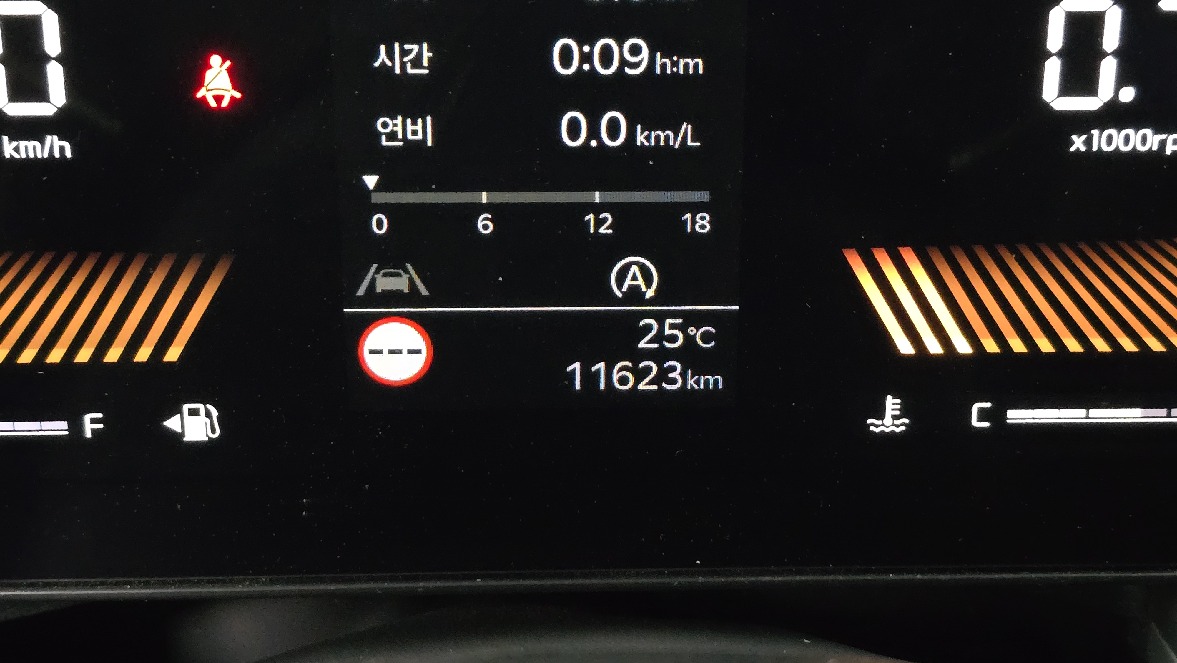 24 1 km K5 سيدان