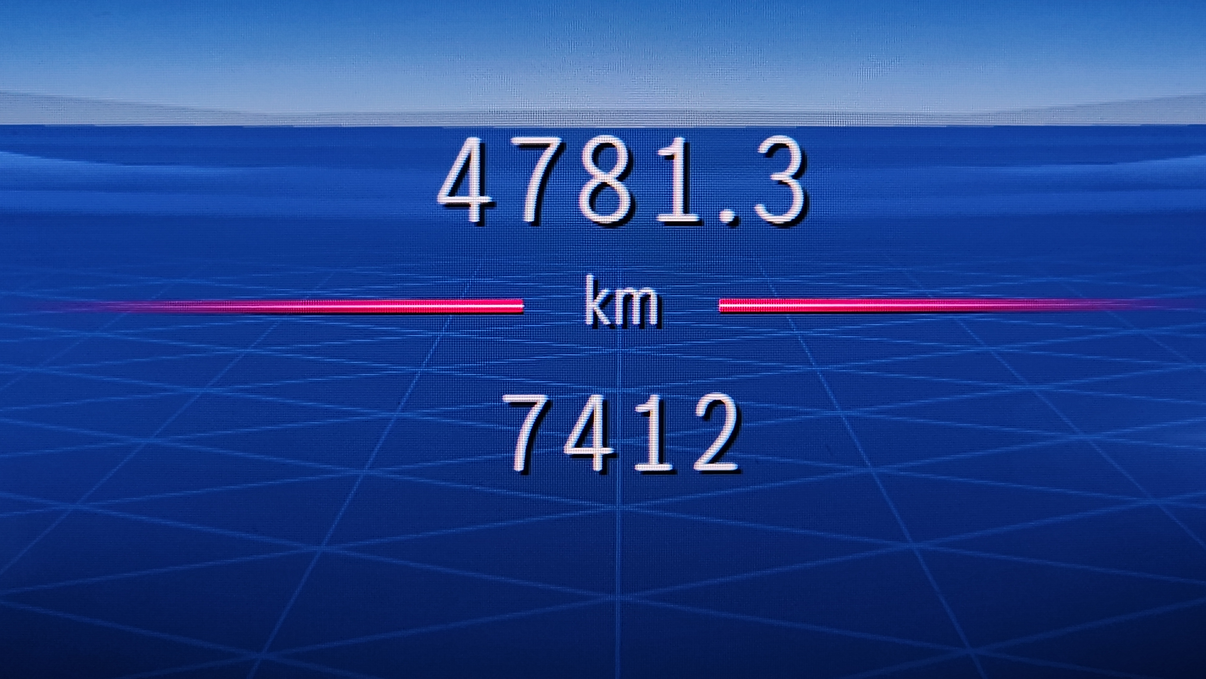 7,000km . مودرن الداخل !