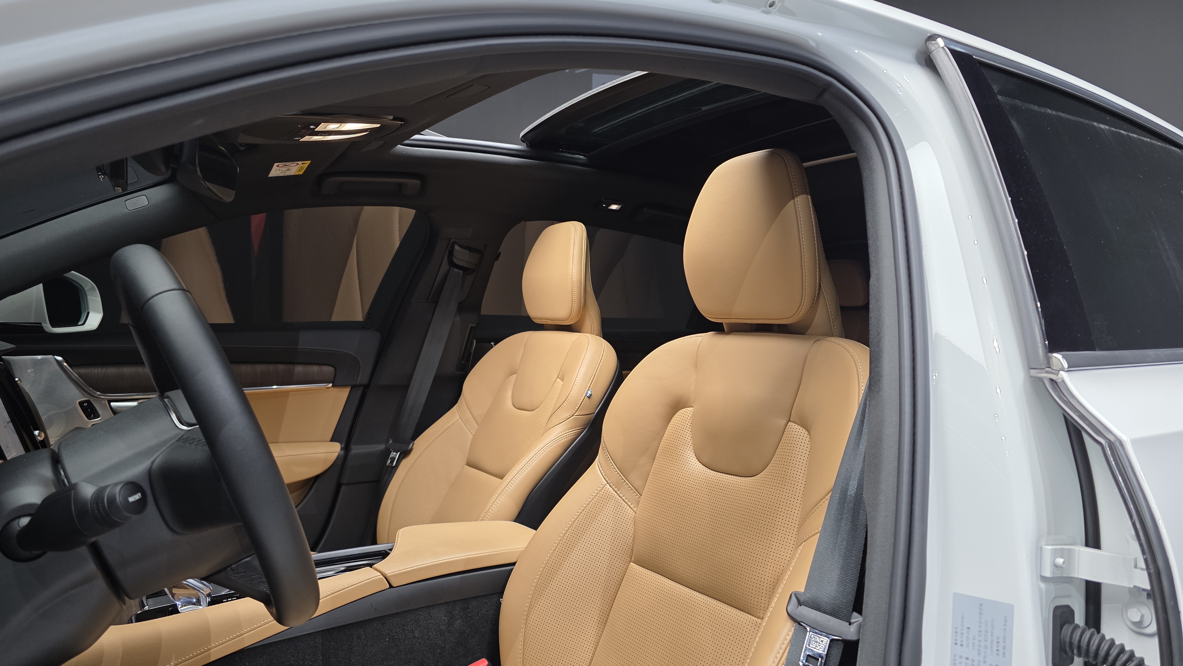 , Sedan S90 !