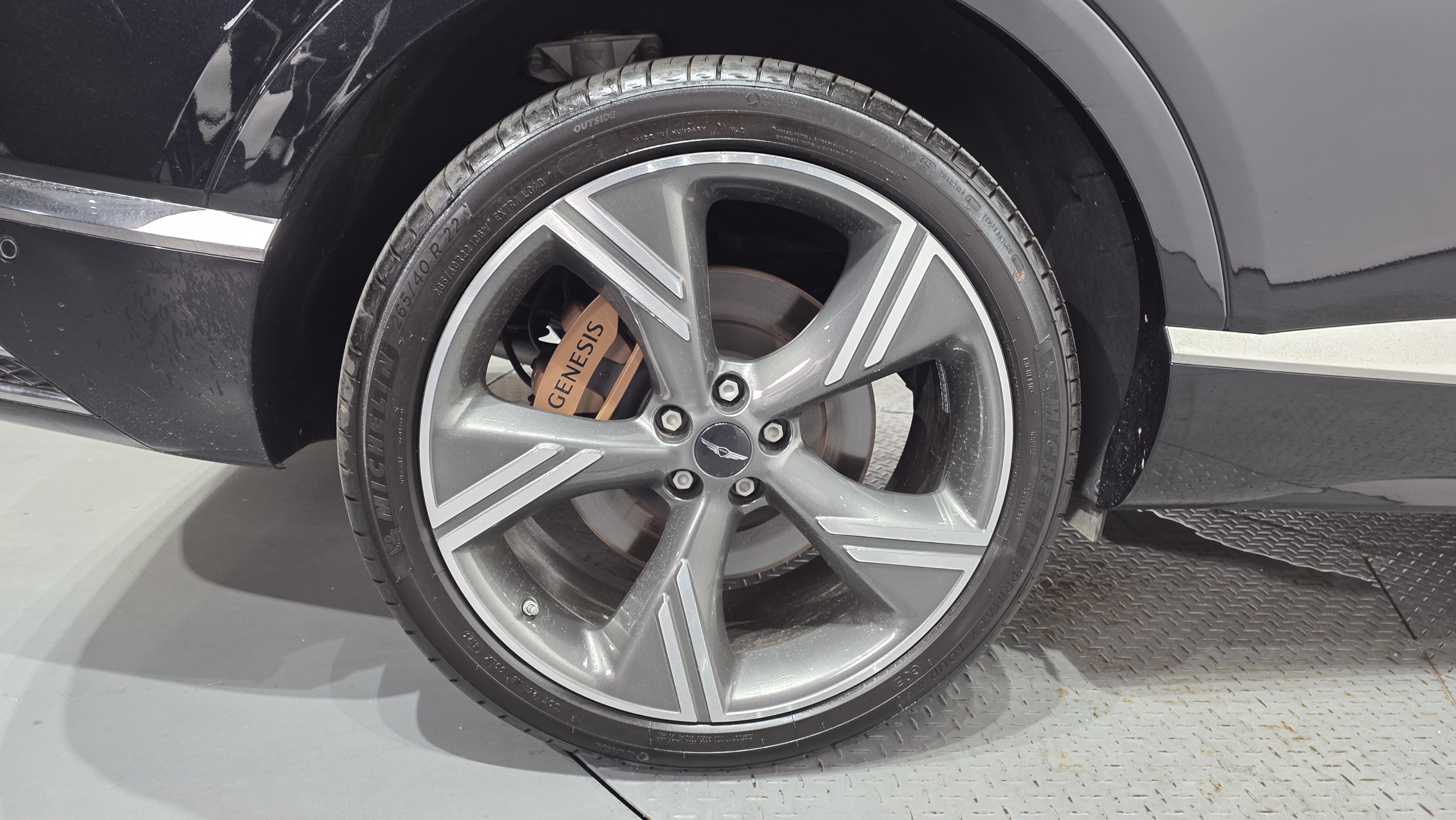 الداخل 22 GV80