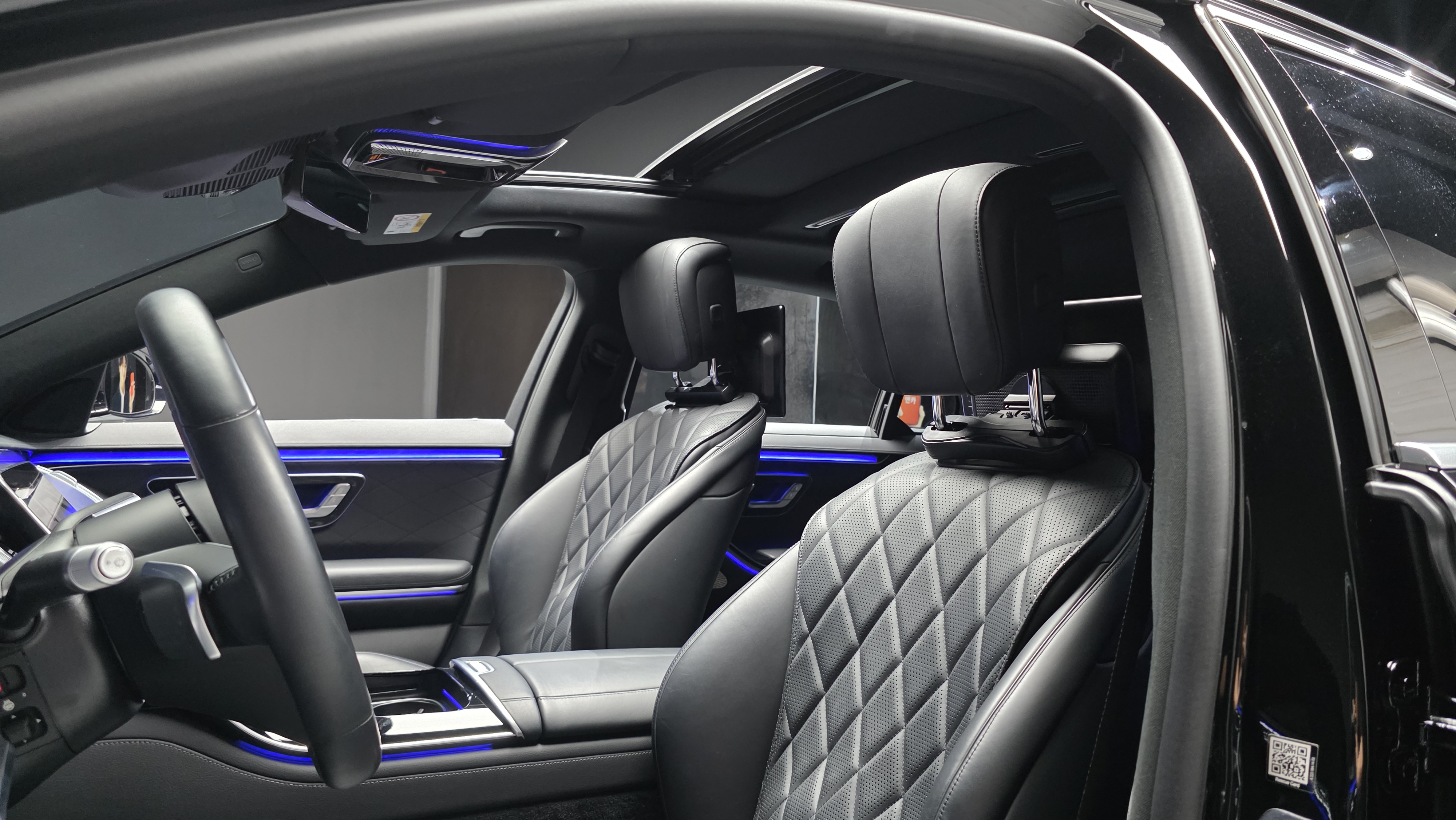 بريميوم فاخر سيدان S CLASS . , الداخل . !