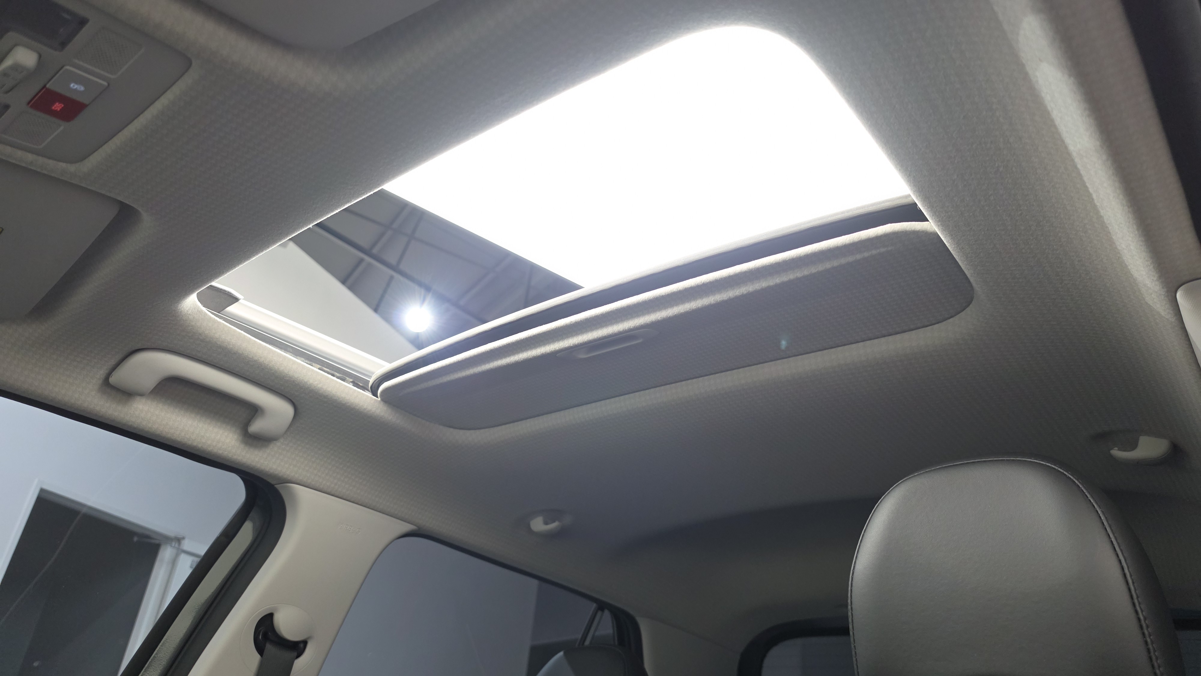 الداخل , ! , دفع رباعي 🚗✨