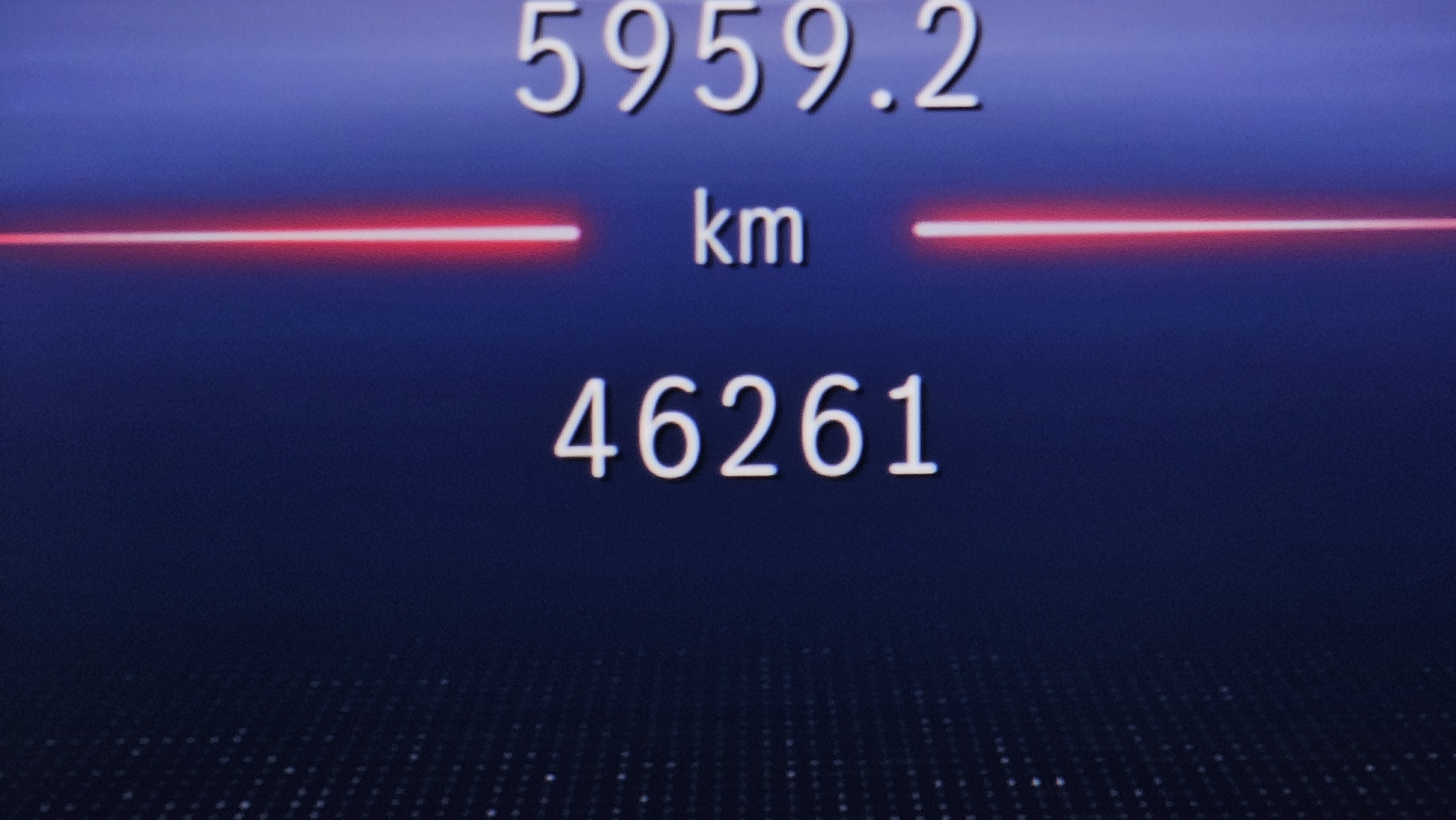 4 km EQS الداخل !