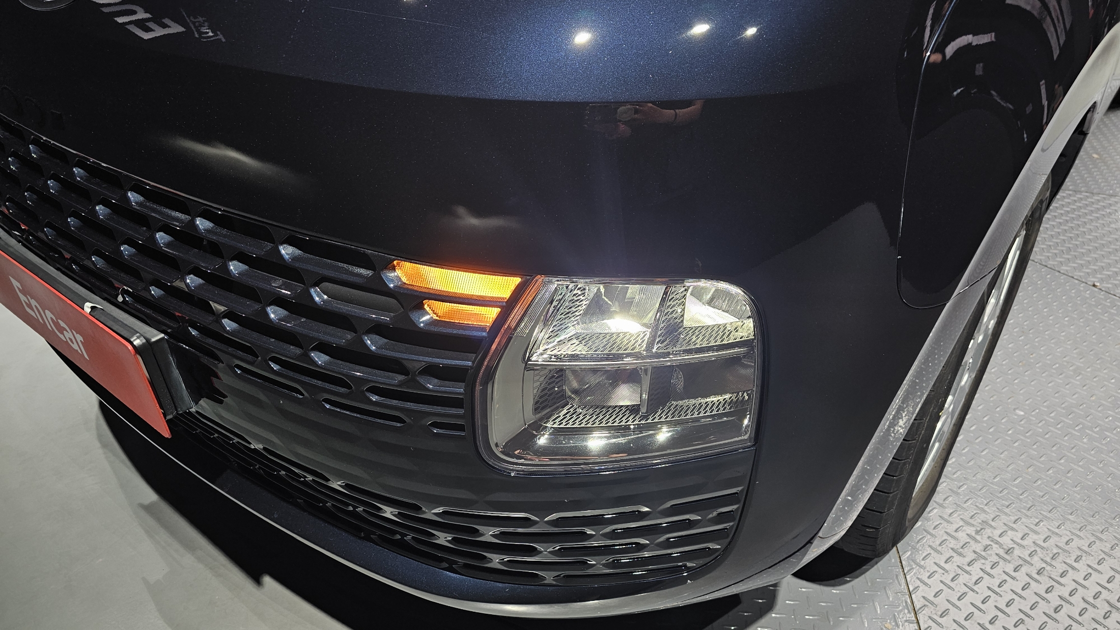 LED