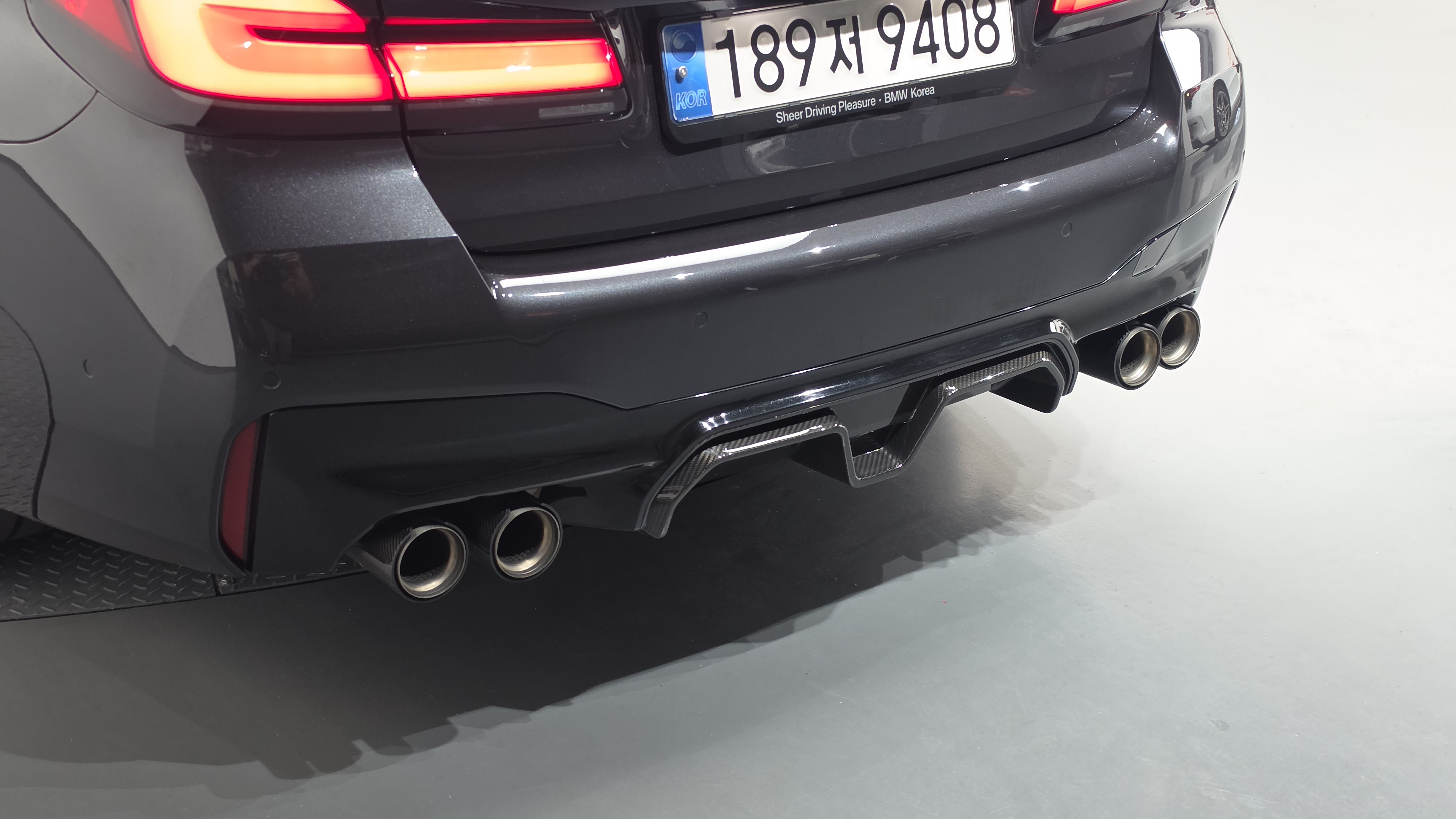 M550i . بي إم دبليو . سيدان , !