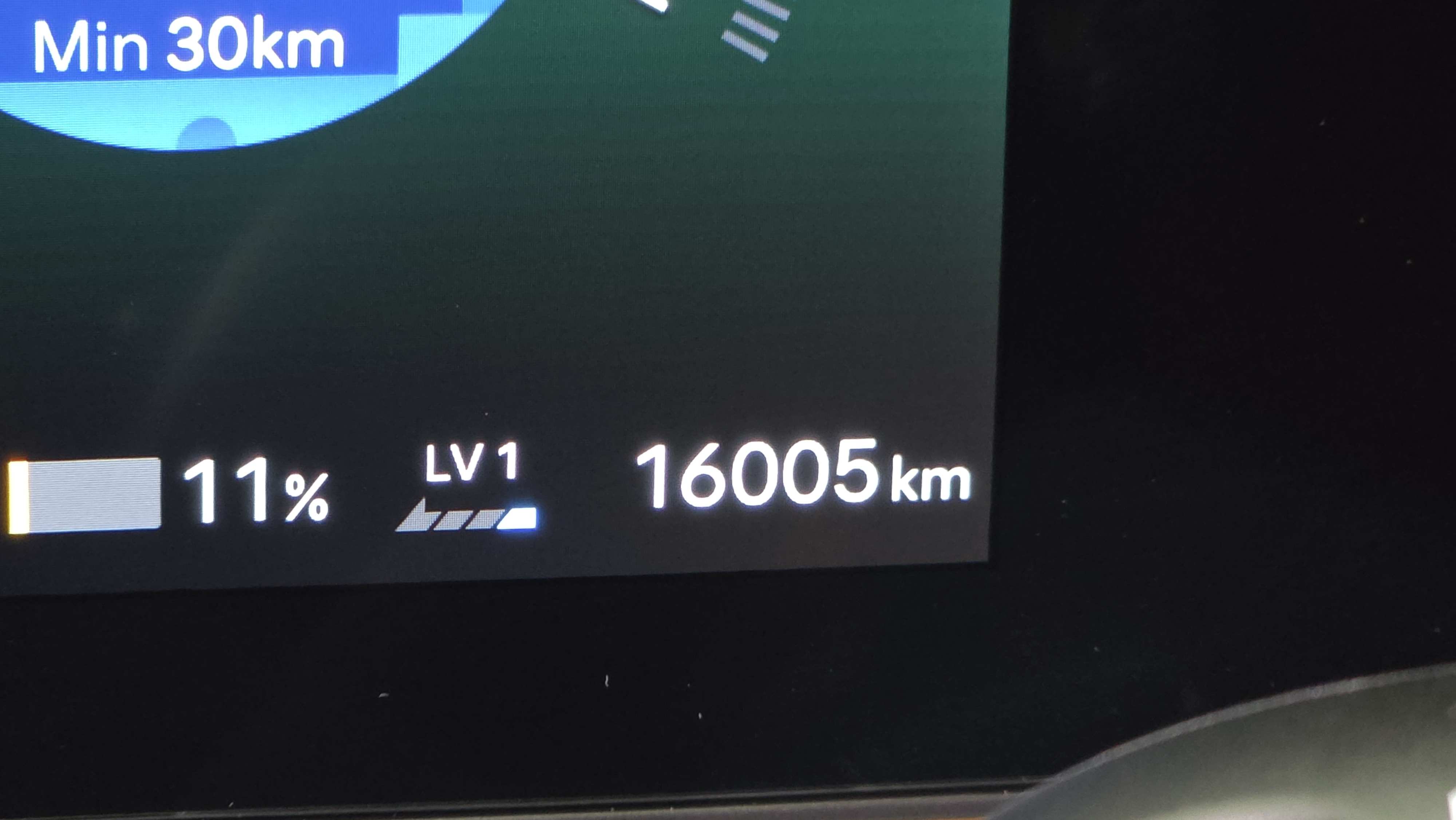 1 km 9 ! AV ^-^