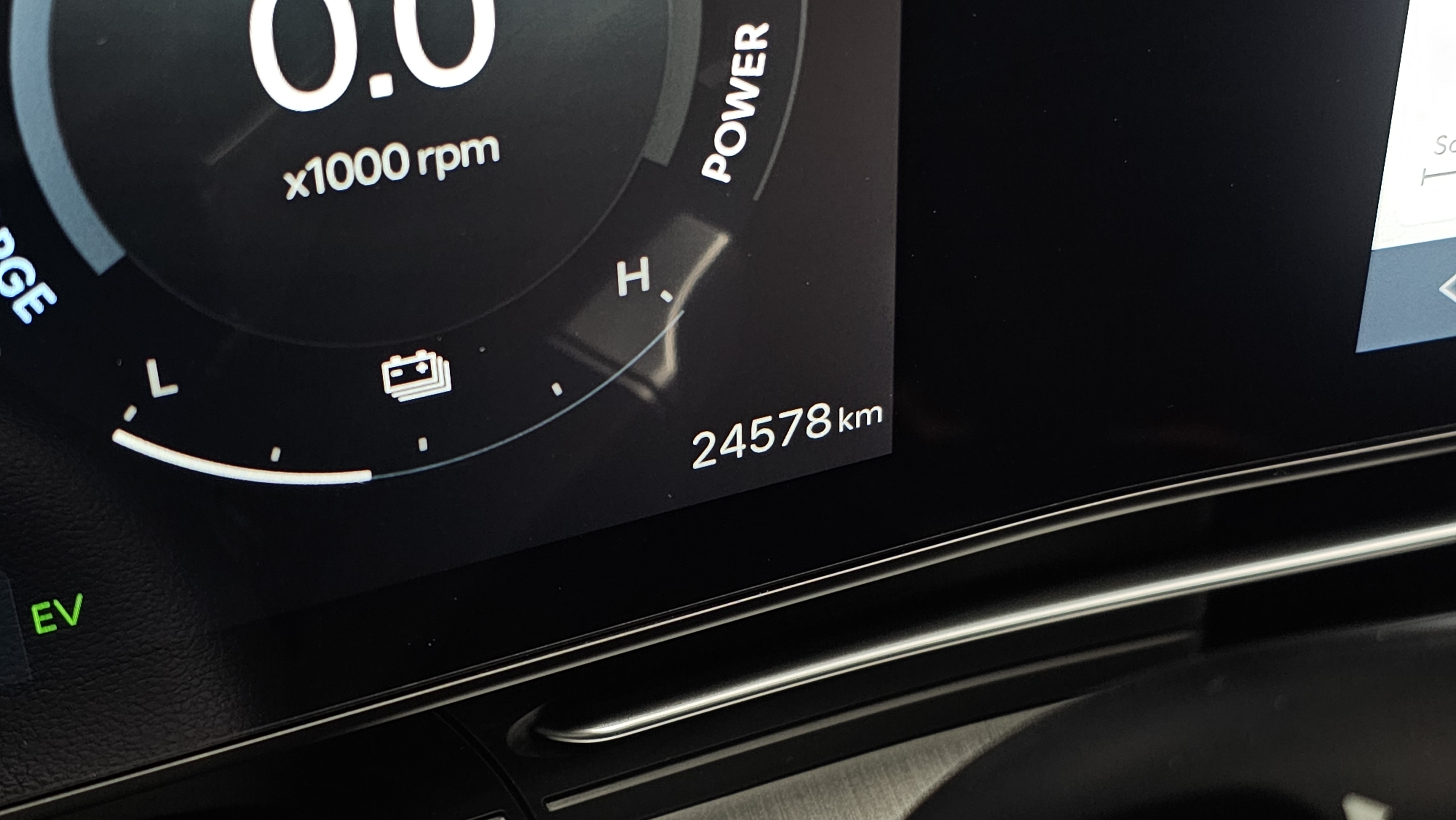 24,000km الداخل دفع رباعي الداخل 360 ! دفع رباعي ? !