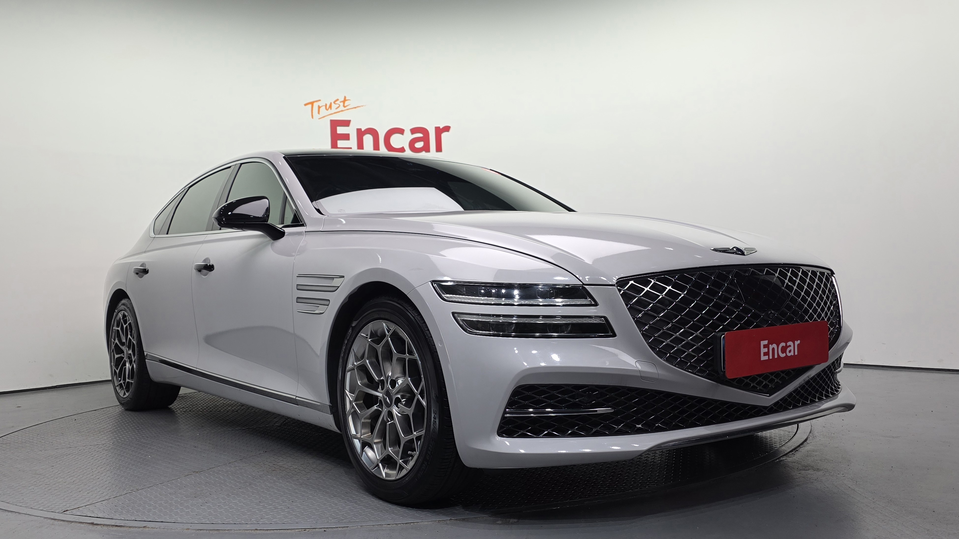 الخارج 2 2 G80 !