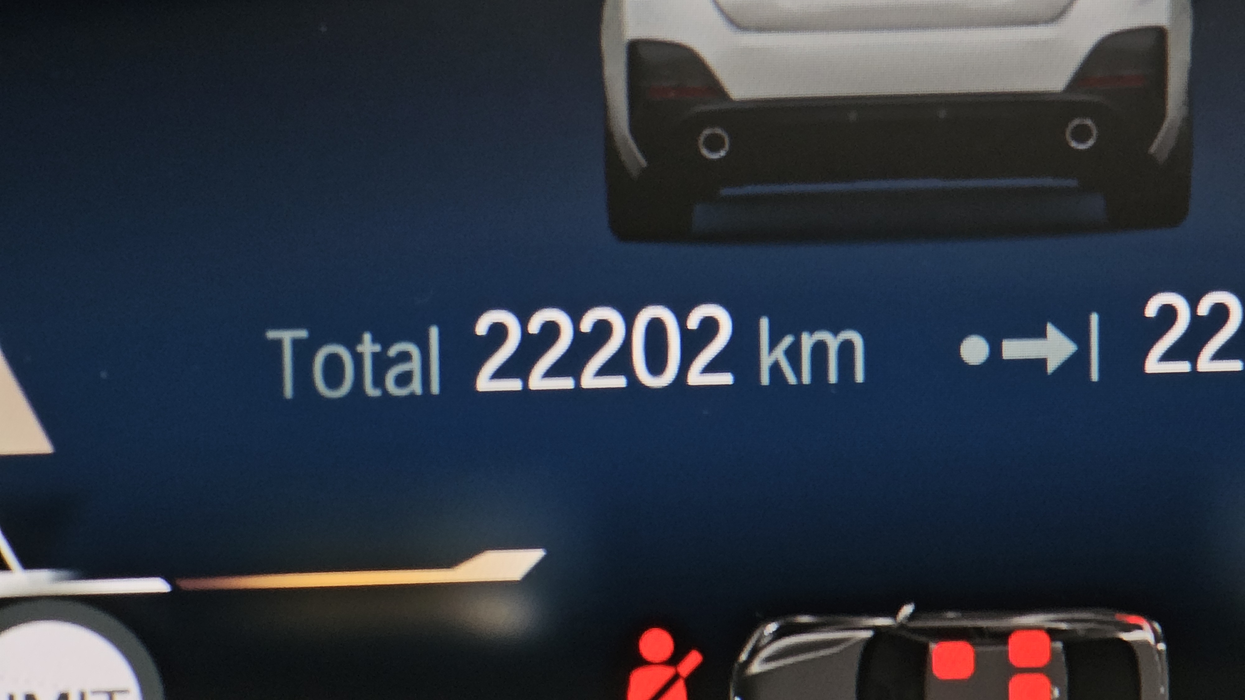 2 km 4 الخارج !
